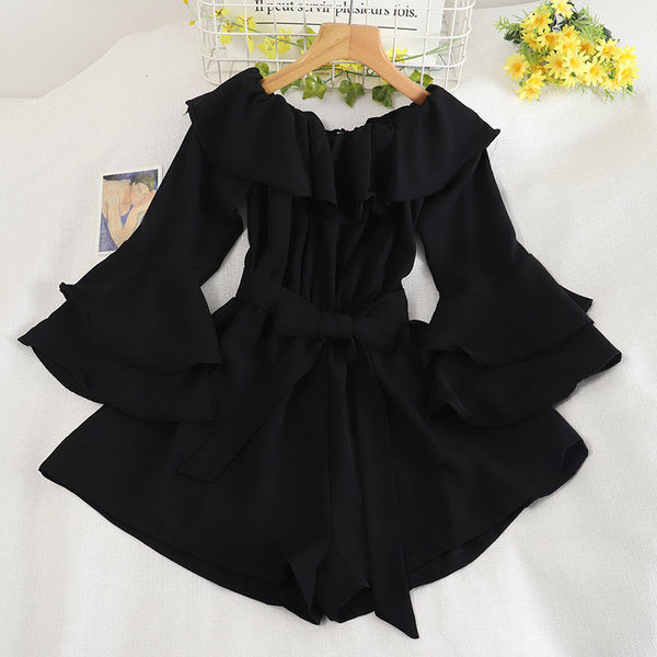 Salopeta de dama actuala cu maneci lungi