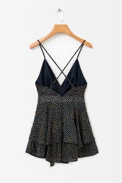 Salopeta scurta de vara cu bretele subtiri si curea