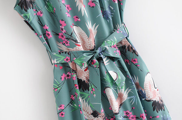 Salopetă lungă de zi cu centură și model cu model