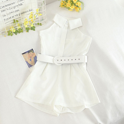 Salopeta de dama moderna cu curea si guler clasic