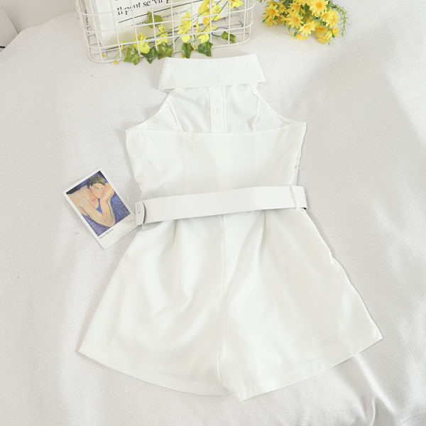 Salopeta de dama moderna cu curea si guler clasic