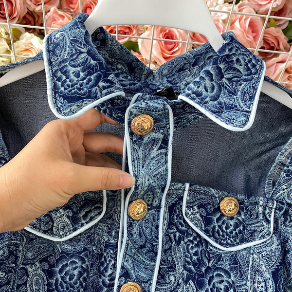 Salopeta de dama in albastru cu nasturi