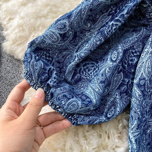 Salopeta de dama in albastru cu nasturi