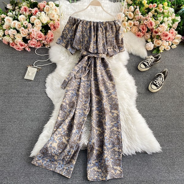 Salopete lungi de dama actuale cu motive florale