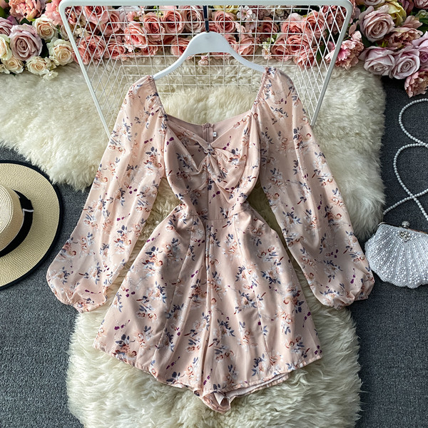 Salopeta de dama eleganta cu motive florale