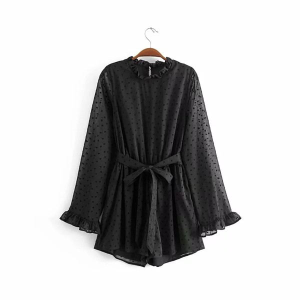 Salopetă scurtă modernă din tul de culoare neagră