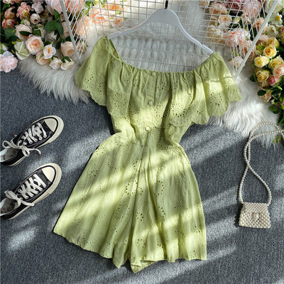 Salopeta scurta dama cu dantela si nasturi