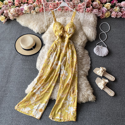 Salopeta lunga de dama cu bretele subtiri si motive florale