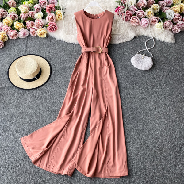 Salopeta lunga de dama cu curea si decolteu rotund