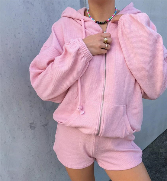 Set casual de hanorac și pantaloni scurți pentru femei