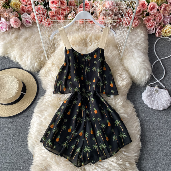 Salopeta de dama cu bretele largi si catarama