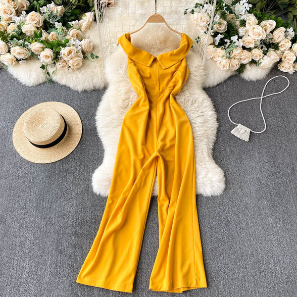 Ženski dugi kombinezon s okruglim izrezom i širokim naramenicama