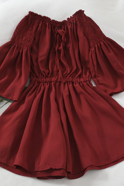 Salopeta de dama cu talie elastica si cravate