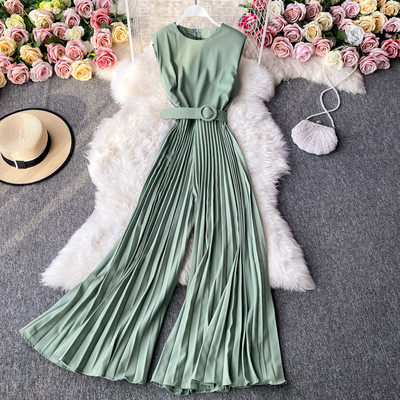 Salopeta lunga de dama cu curea in talie si decolteu rotund