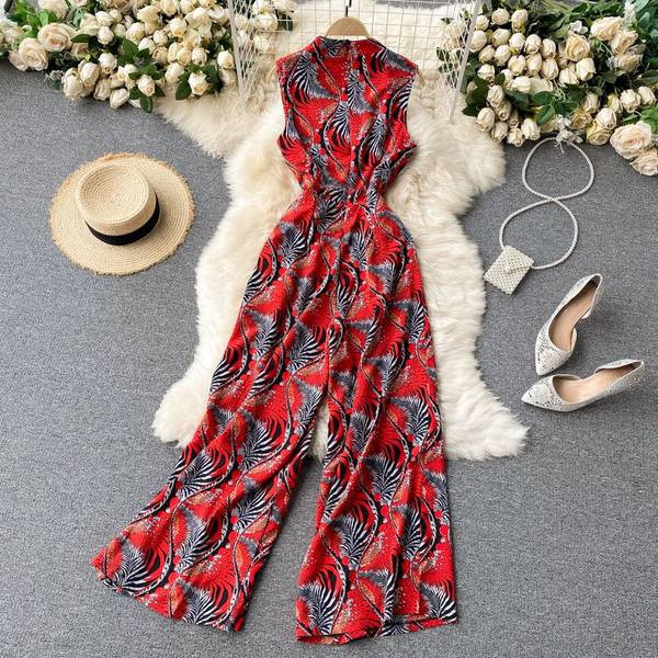 Šareni ženski kombinezon sa špic izrezom - široki model