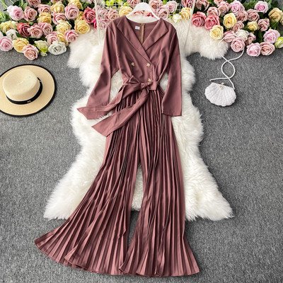 Salopeta de dama moderna cu nasturi si centura in talie