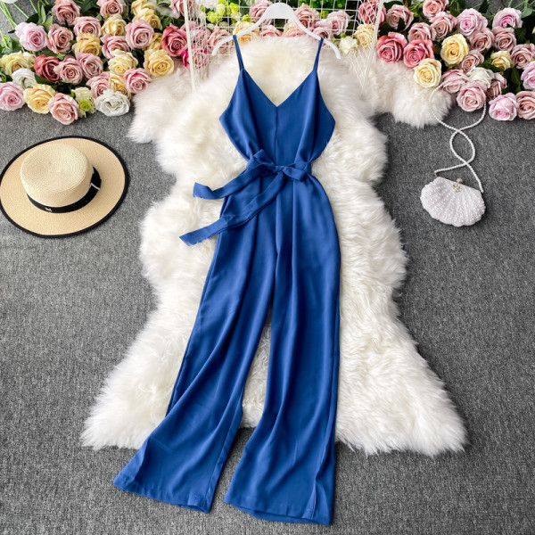 Salopetă lungă modernă de damă cu bretele subțiri