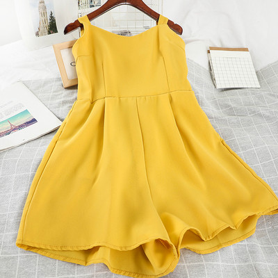 Model nou de salopete scurte de dama cu bretele subtiri in mai multe culori