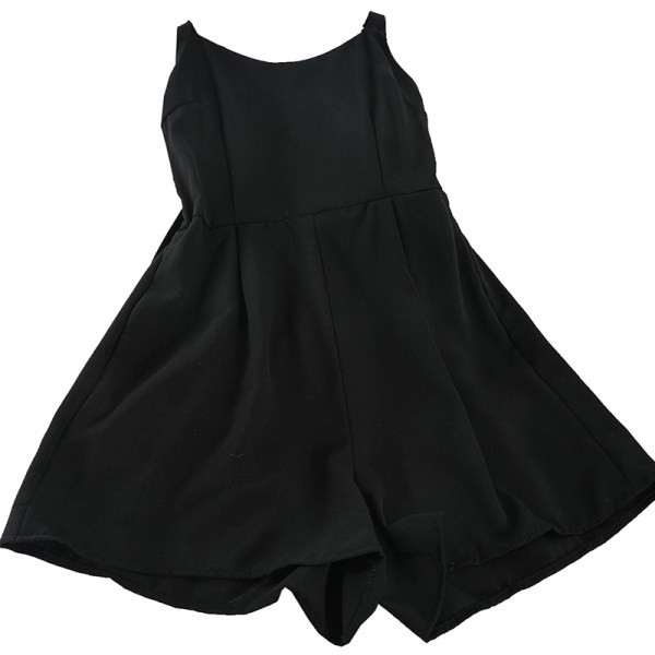 Model nou de salopete scurte de dama cu bretele subtiri in mai multe culori