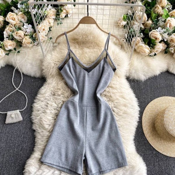 Salopeta scurta de dama cu bretele subtiri in mai multe culori