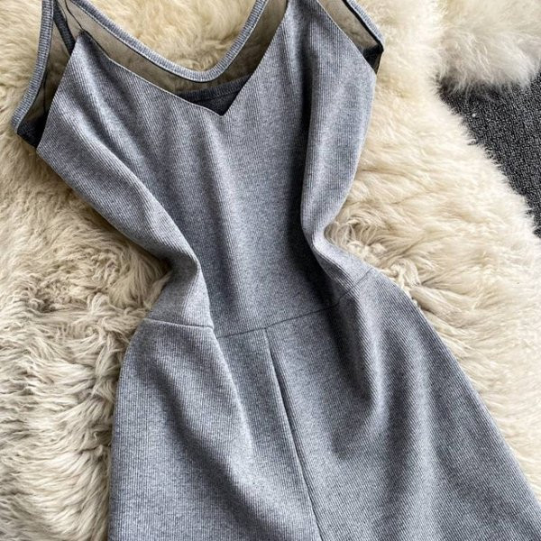 Salopeta scurta de dama cu bretele subtiri in mai multe culori