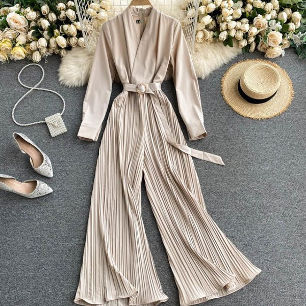 Μοντέρνες γυναικείες ολόσωμες φόρμες με λαιμόκοψη και ζώνη  - διάφορα χρώματα