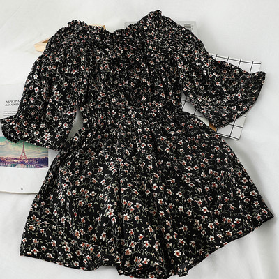 Salopeta de dama cu model floral si maneci 3/4