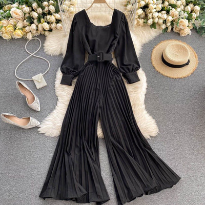 Salopeta de dama cu decolteu rotund si maneci lungi - mai multe culori