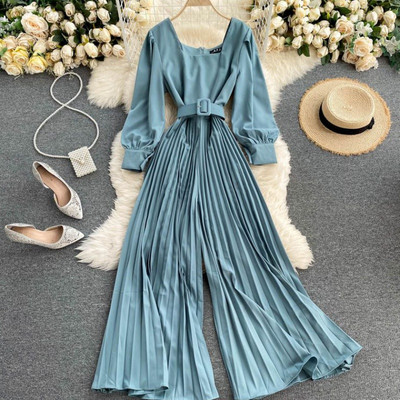 Salopeta de dama cu decolteu rotund si maneci lungi - mai multe culori