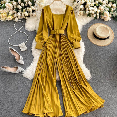 Salopeta de dama cu decolteu rotund si maneci lungi - mai multe culori