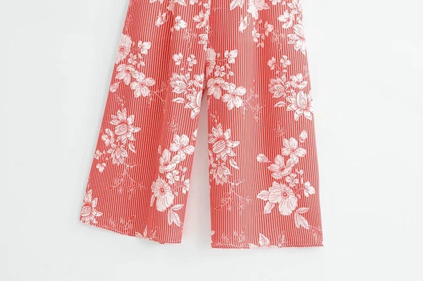 Salopeta de vara moderna cu bretele subtiri