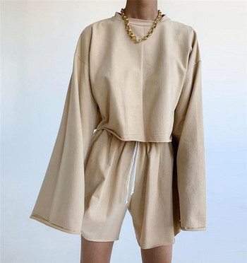 Дамски комплект от блуза и къс панталон широк модел