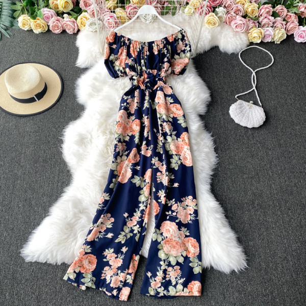 Salopetă lungă de damă cu model floral și mâneci scurte