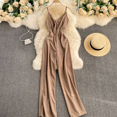 Nou model de salopetă lungă de damă cu bretele subțiri și decolteu spitz