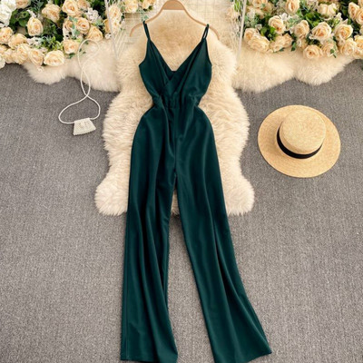 Nou model de salopetă lungă de damă cu bretele subțiri și decolteu spitz