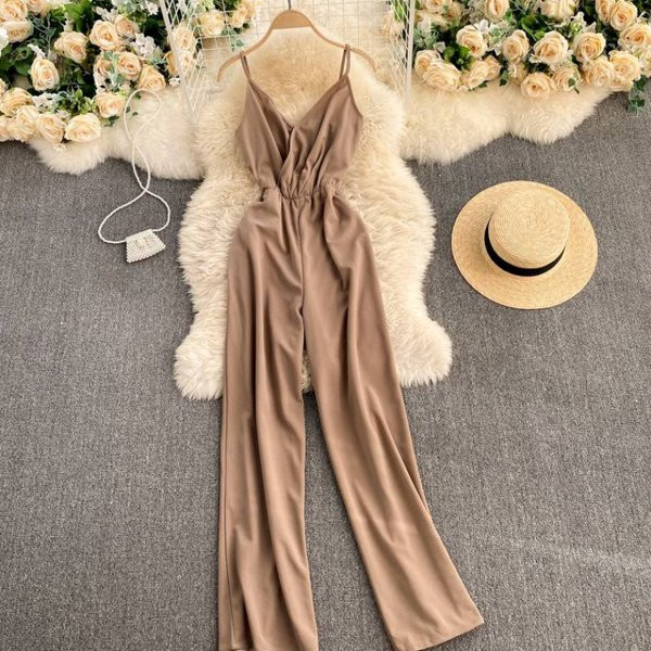 Nou model de salopetă lungă de damă cu bretele subțiri și decolteu spitz