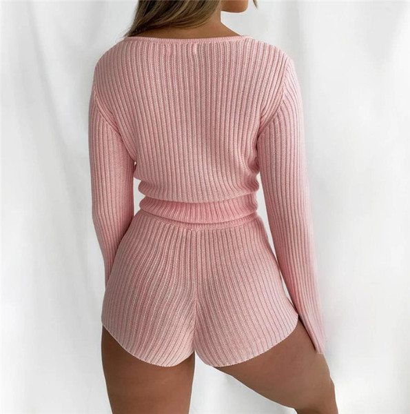 Set de pantaloni scurți casual de damă și un cardigan cu fermoar