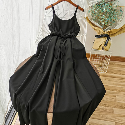 Salopeta de dama moderna cu curea si bretele subtiri in diferite culori