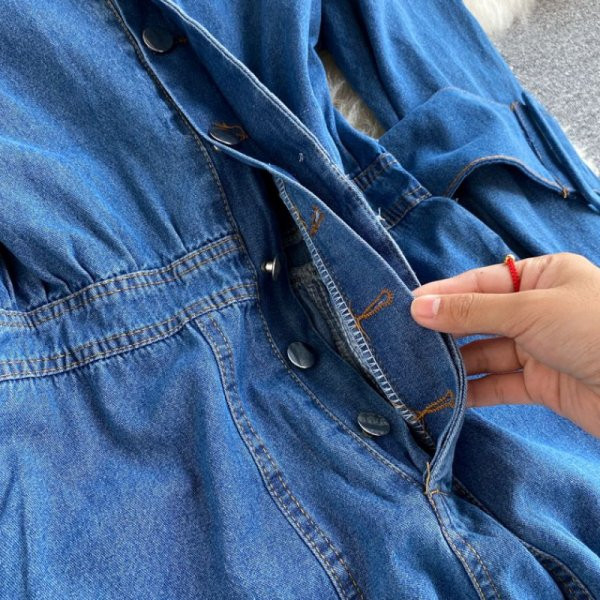 Καθημερινή γυναικεία τζιν ολόσωμη φόρμα με λαιμόκοψη και ζώνη