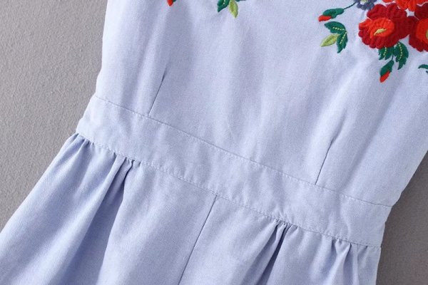 Salopeta de vara cu broderie