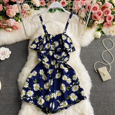 Salopeta scurta de dama cu model floral si bretele