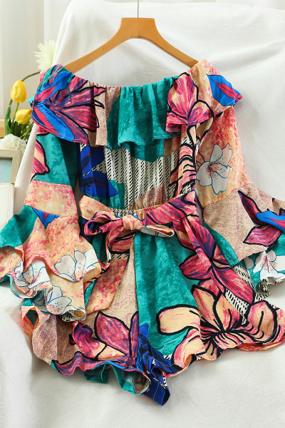 Salopetă casual de damă cu model floral și mâneci 3/4