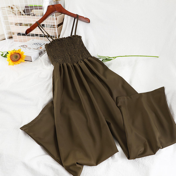 Κομψή ολόσωμη φόρμα με λεπτά τιραντάκια σε διάφορα χρώματα