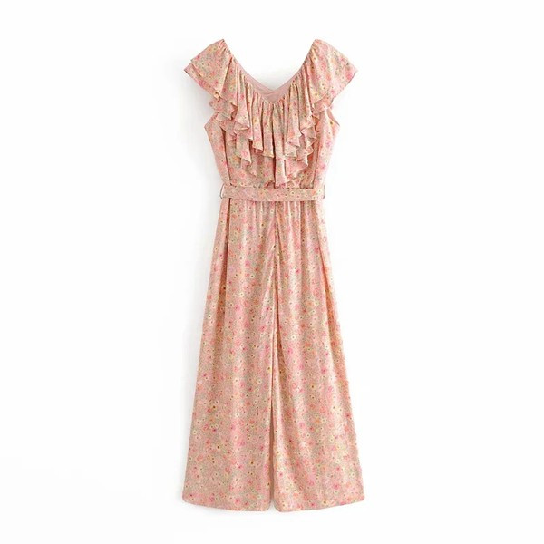 Μακριά καλοκαιρινή ολόσωμη φόρμα με λουλουδάτο μοτίβο