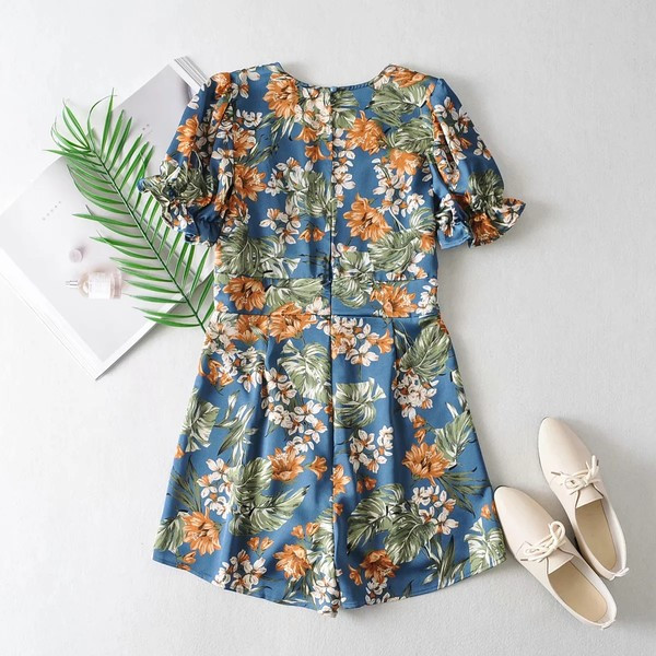 Salopetă scurtă casual cu model floral