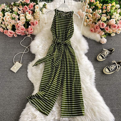 Ikdienas sieviešu svītrains kombinezons ar jostiņu un apaļu kakla izgriezumu