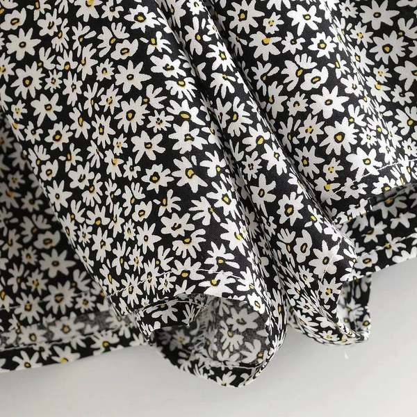 Salopetă casual de vară, cu decolteu și panglică