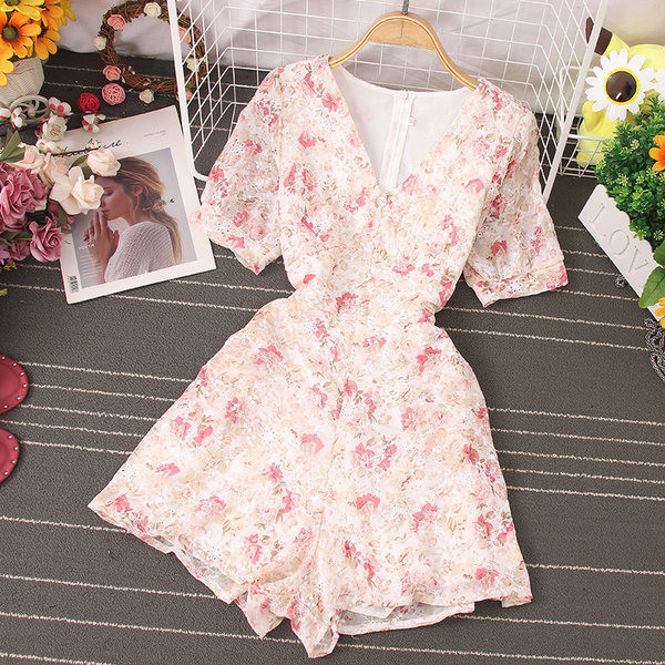 Salopeta de dama cu motive florale