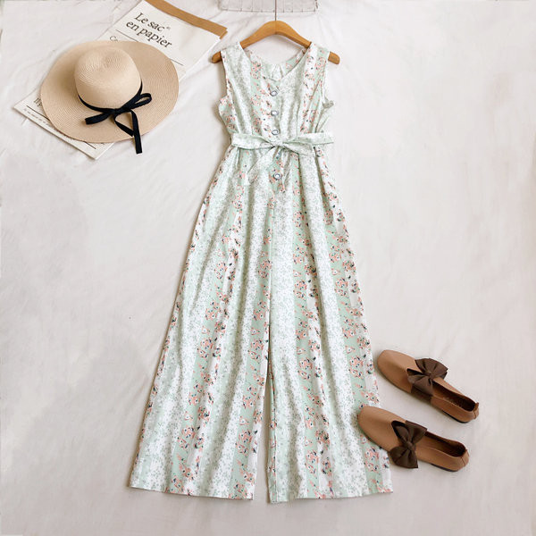 Salopetă elegantă de vară pentru femei, cu centură și fermoar