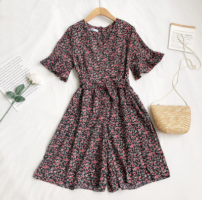 Ženski moderni kombinezon sa cvjetnim uzorkom i špic izrezom